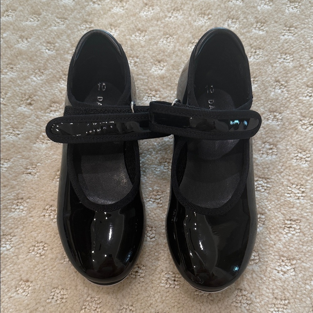 Black Patent Leather Danskin Tap Shoes